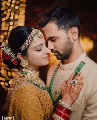 Bride-makeup-by-rajesh-patil-24