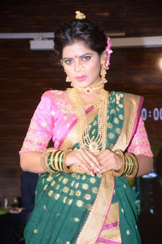 Bride-makeup-by-rajesh-patil-26